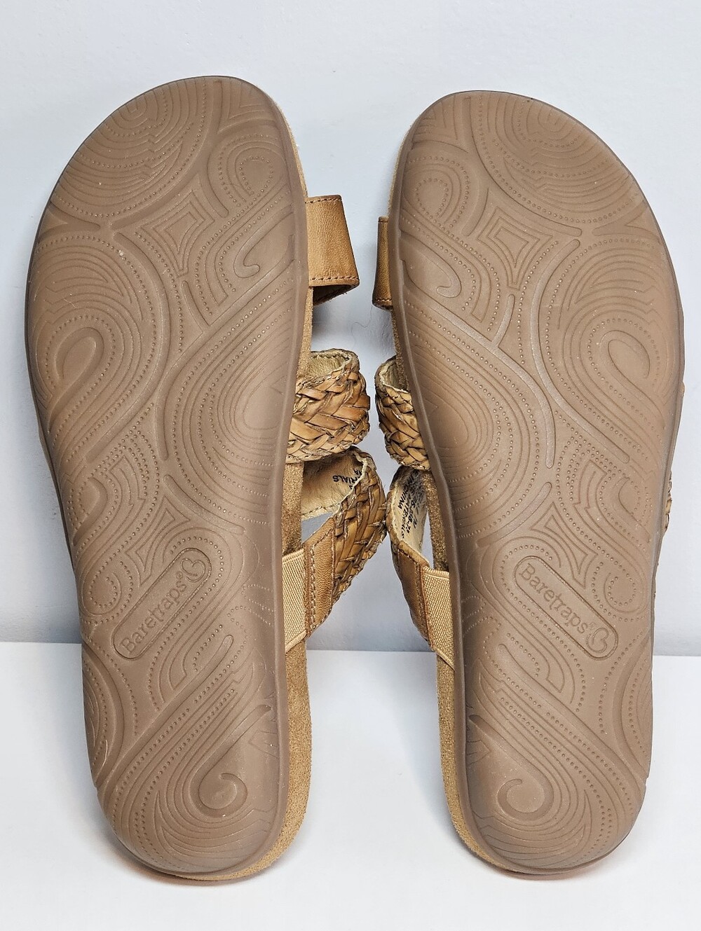 Baretraps Jonelle Slip-On Style Sandals w/ Toe Strap, Sz 7M - Picture 7 of 9